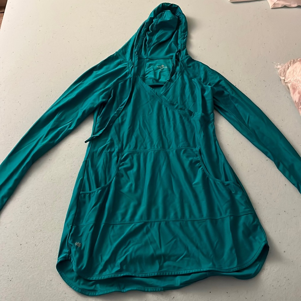Hooded athleta swimsuit coverup size small green
